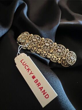 Lucky Brand Gold-Tone Filigree Stretch Bracelet with Clear Crystals